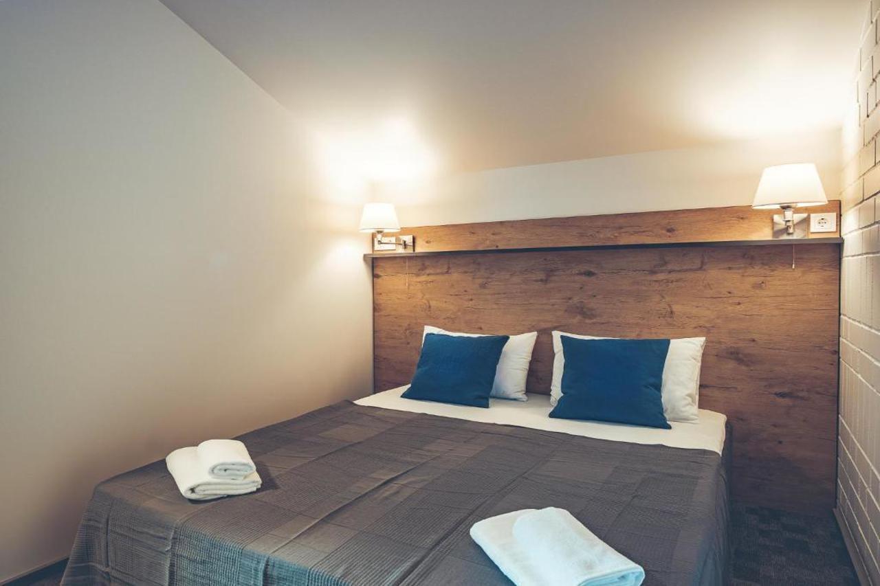 Self Check-In Hotel Railway Apartments VNO Esterno foto