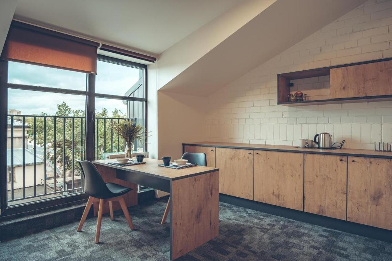 Self Check-In Hotel Railway Apartments VNO Esterno foto