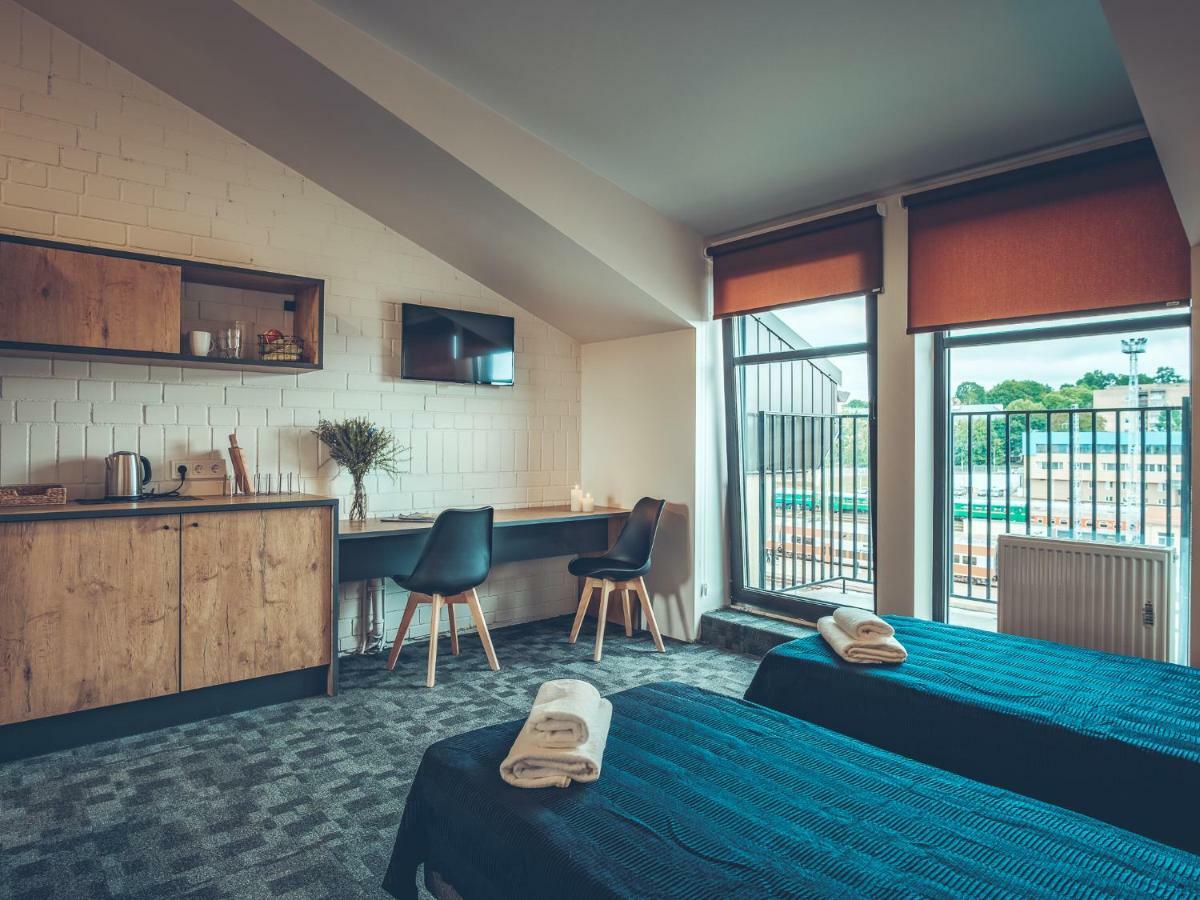 Self Check-In Hotel Railway Apartments VNO Esterno foto