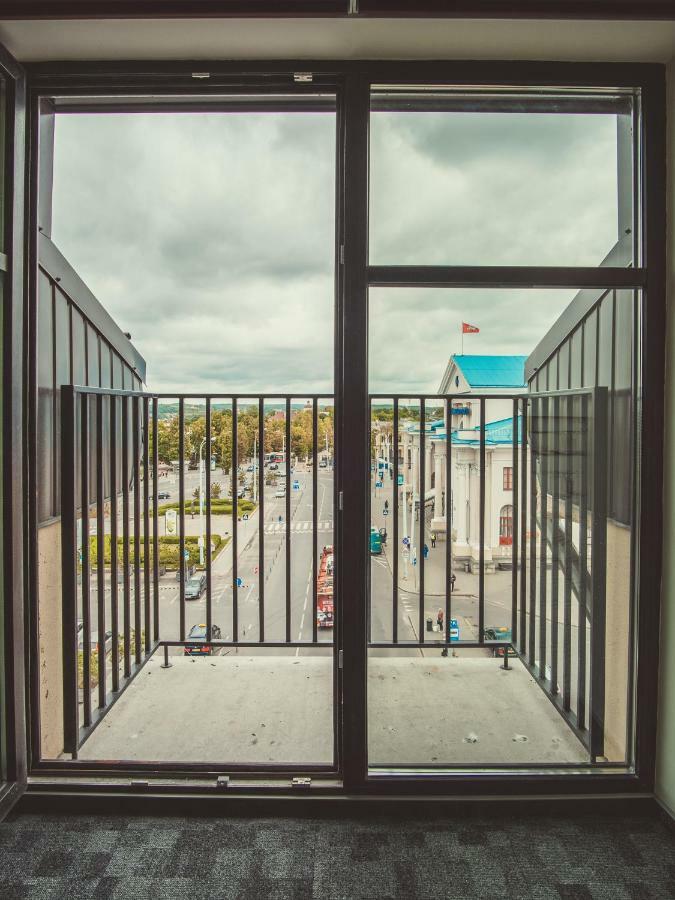 Self Check-In Hotel Railway Apartments VNO Esterno foto