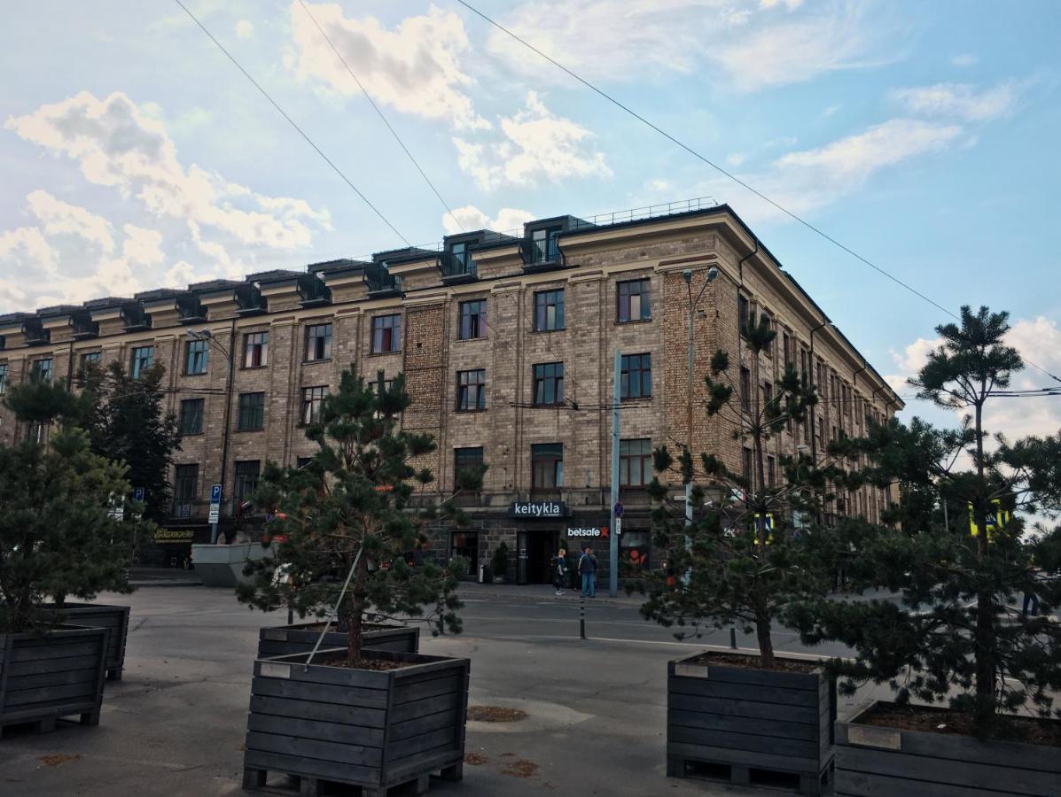 Self Check-In Hotel Railway Apartments VNO Esterno foto